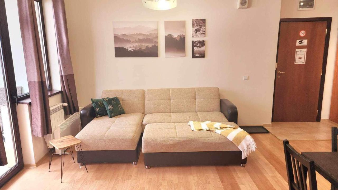Arboro Flora Residence Studio ボロヴェッツ エクステリア 写真